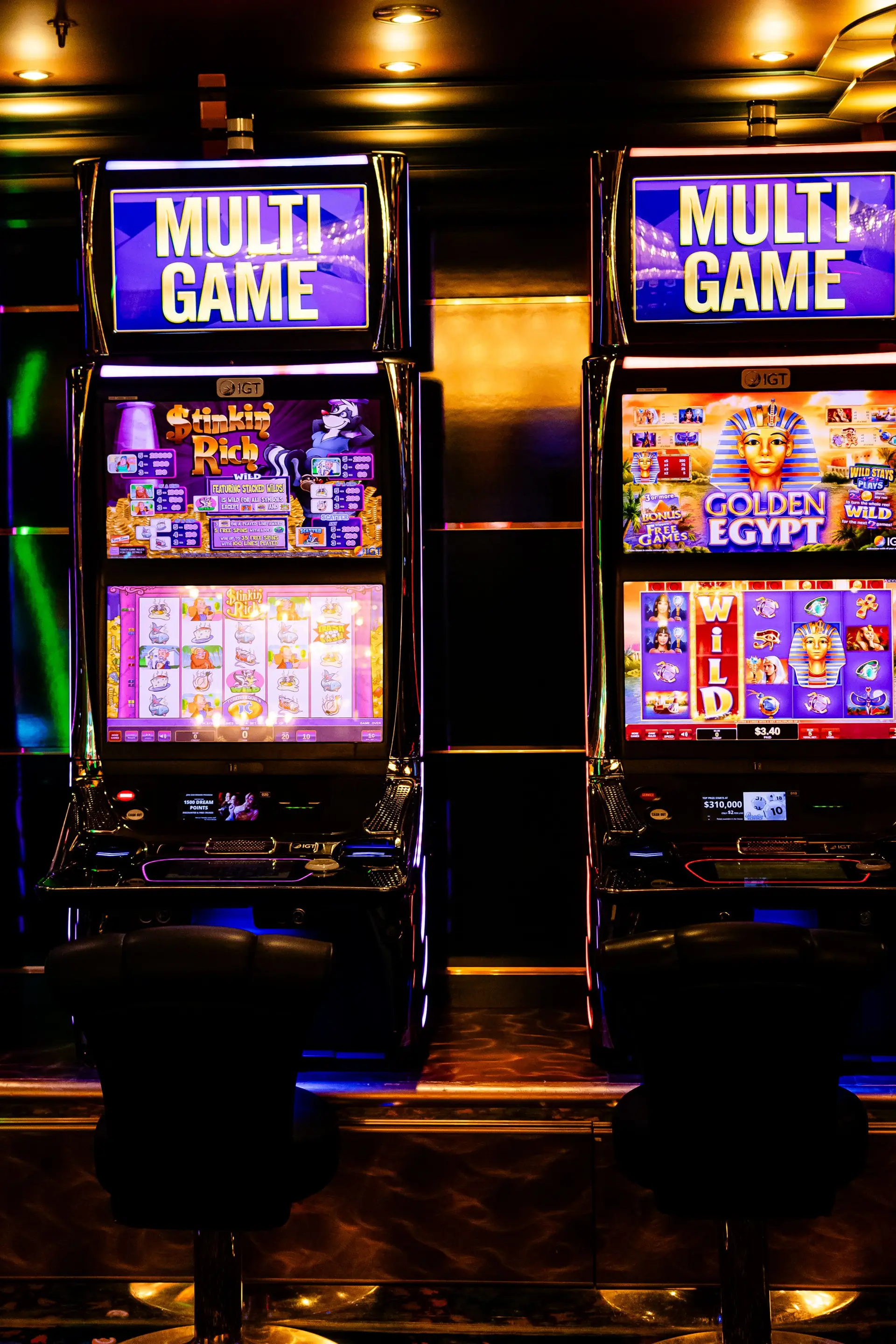 Leuchtende Slot Machines